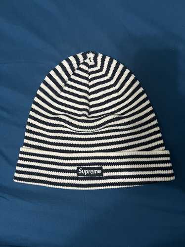 Buy Supreme Ombre Stripe Beanie 'Black' - FW22BN21 BLACK | GOAT