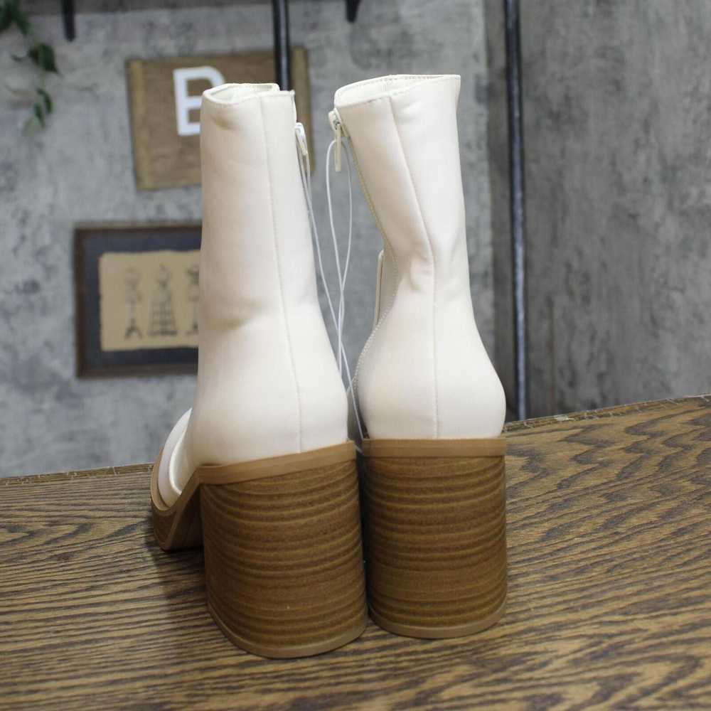 Designer Universal Thread Boots with Memory Foam … - image 4