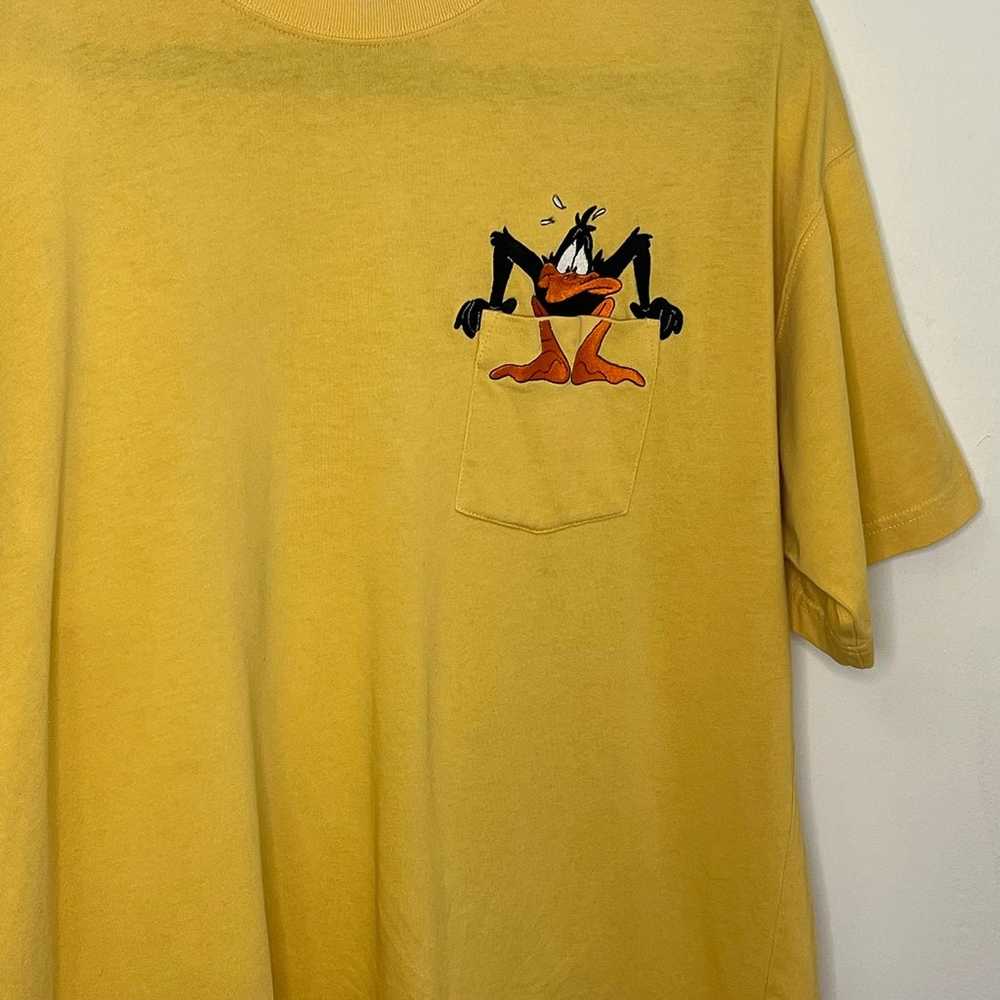 Vintage 1998 Daffy Duck Warner Bros Studio Store tee … - Gem