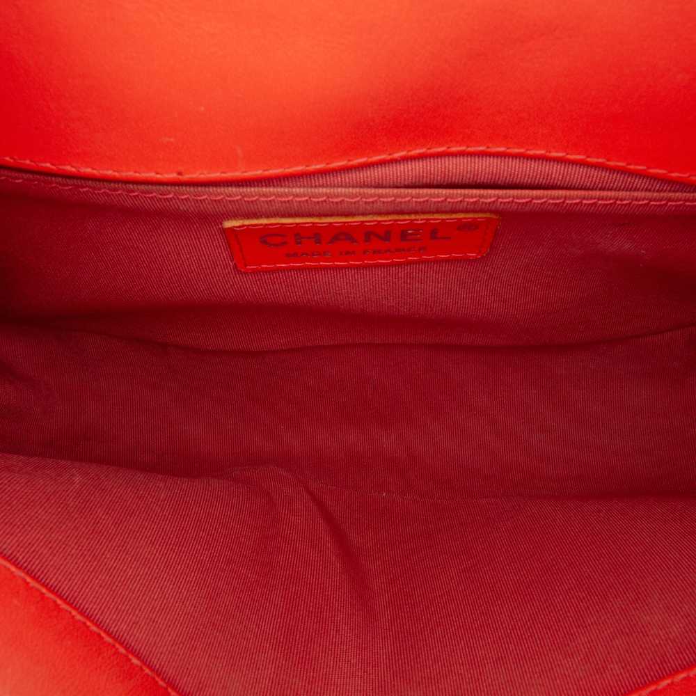 Red Chanel Medium Calfskin Chevron Boy Flap Cross… - image 6