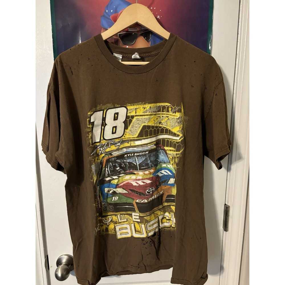 Other vintage #18 Kyle Busch XL faded M & Ms brow… - image 1