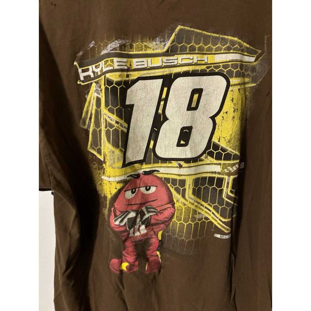 Other vintage #18 Kyle Busch XL faded M & Ms brow… - image 3