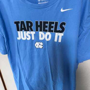 Nike TAR HEELS North Carolina Tee