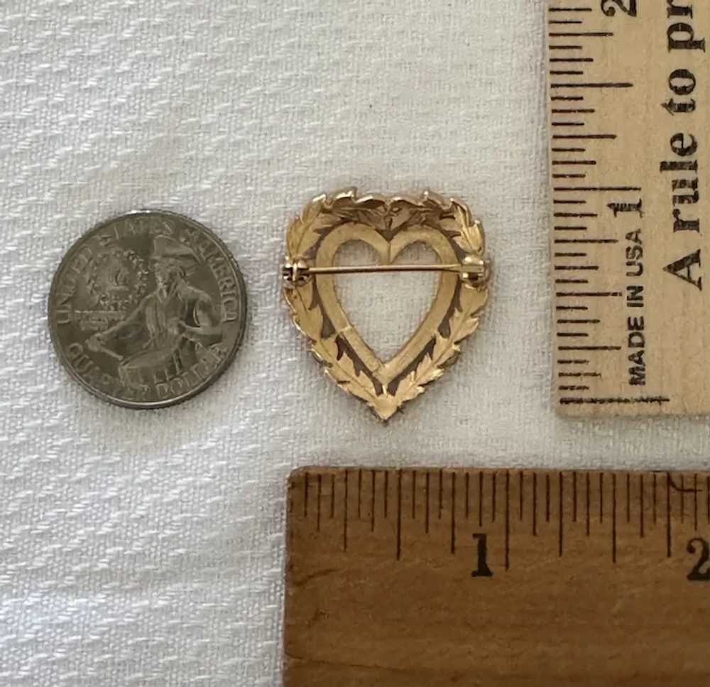 Vintage Crown Trifari Signed Heart Multi- Color R… - image 5