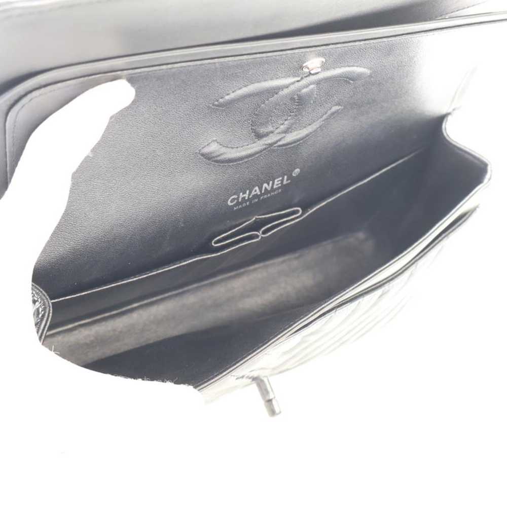 Chanel Timeless/Classique leather handbag - image 12