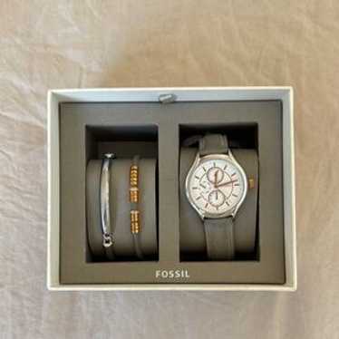 Fossil Watch Set - image 1