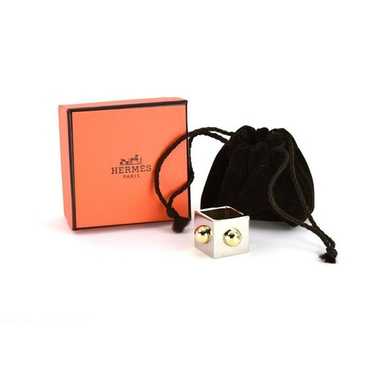 HERMES スカーフリング Cube Collier de Chien scarf ring 直営 Cube Collier de Chien scarf 70 ring | Hermès Australia