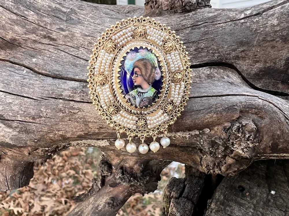 14K Yellow Gold French Enamel Portrait Pin - image 6