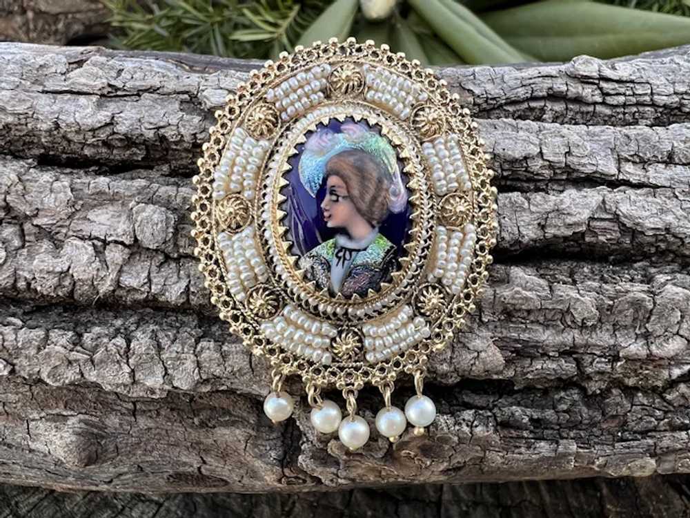 14K Yellow Gold French Enamel Portrait Pin - image 8