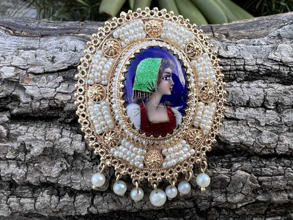14K Yellow Gold French Enamel Portrait Pin - image 7