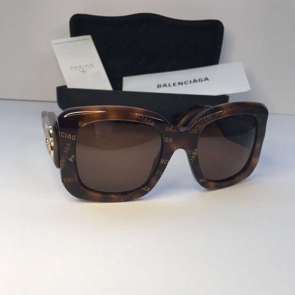 Balenciaga Oversized sunglasses - image 4