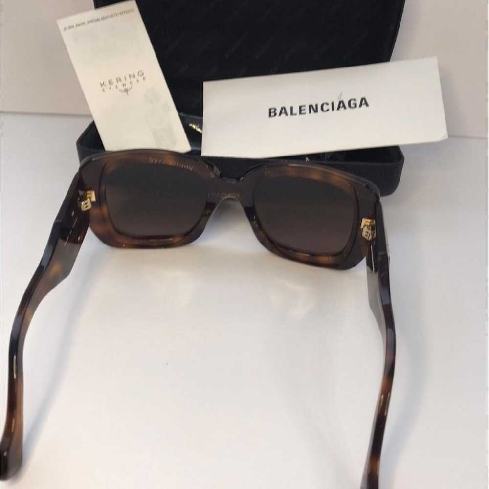 Balenciaga Oversized sunglasses - image 7