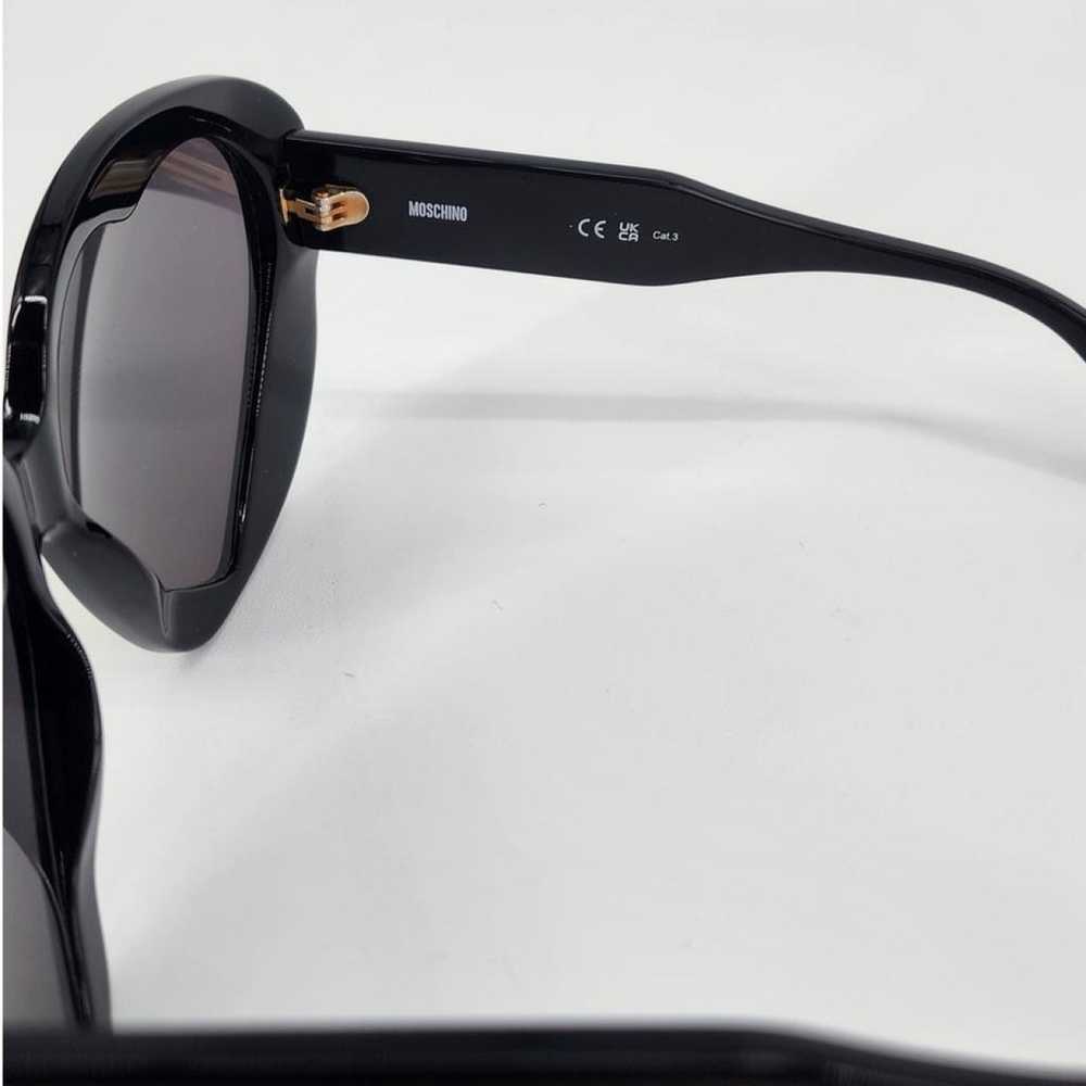 Moschino Oversized sunglasses - image 6