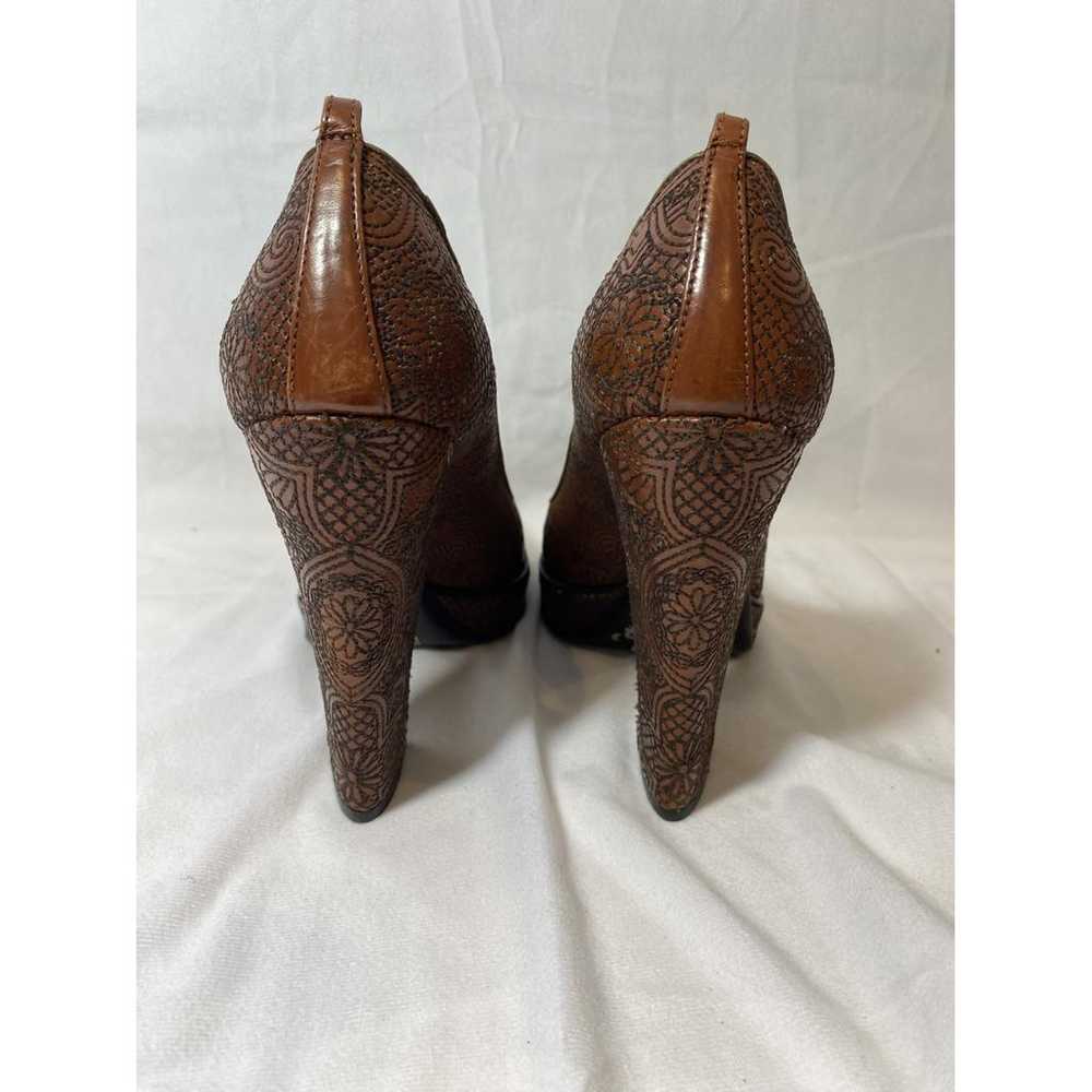 Prada Leather heels - image 5