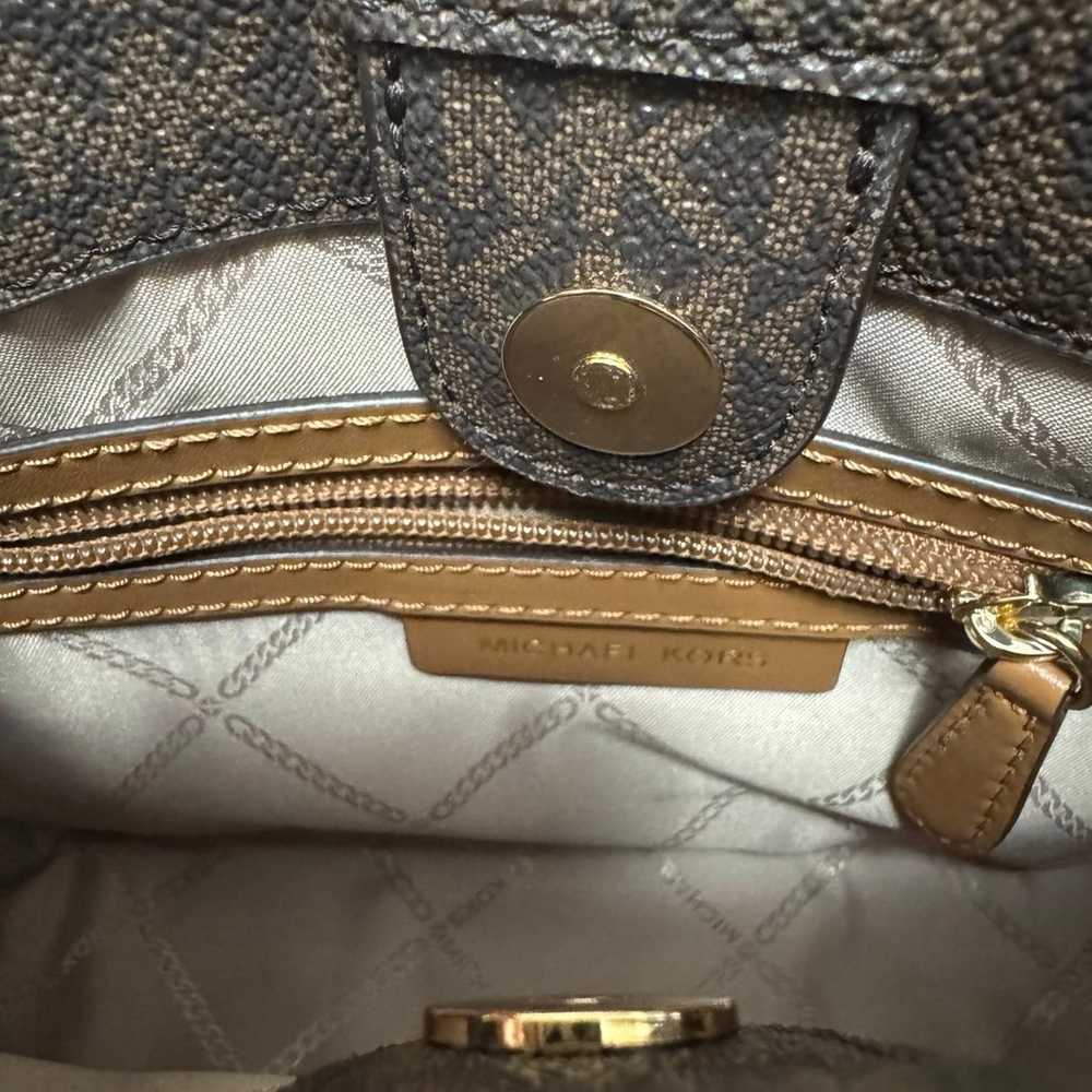 Michael Kors purse - image 4