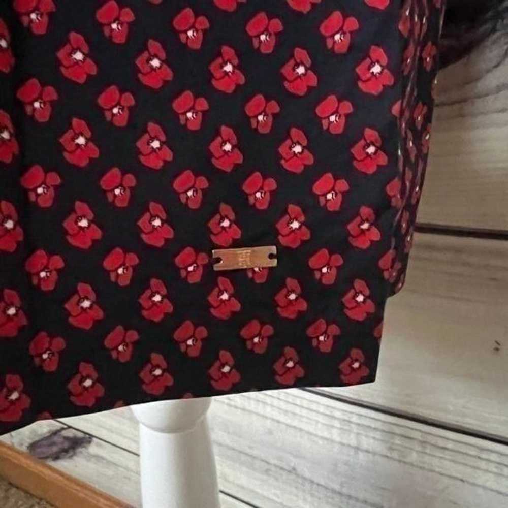 Tommy Hilfiger Navy & Red Floral Poppy Patterned … - image 5