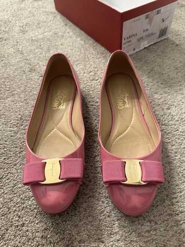 Salvatore Ferragamo ヴァリナ　ピンク ヴァリナ - ウィメンズ | Ferragamo