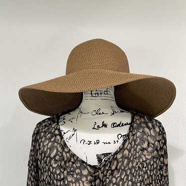 Eric Javits Hampton Blush Straw 5" Wide Brim Pack… - image 1