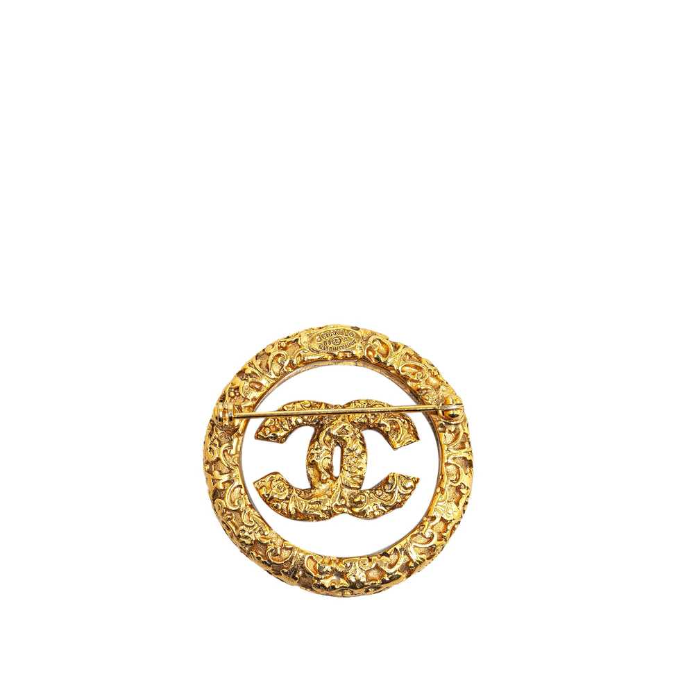 Gold Chanel Gold Plated CC Round Brooch - image 2