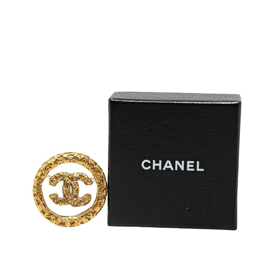 Gold Chanel Gold Plated CC Round Brooch - image 4