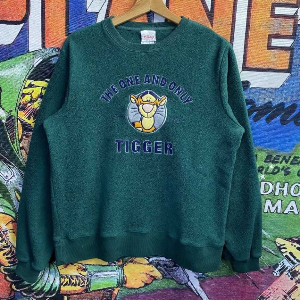 Vintage Disney Winnie the Pooh Tigger Sweater siz… - image 1