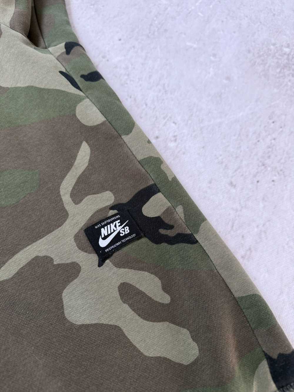 Nike × Skategang × Streetwear Vintage Nike SB Cam… - image 7