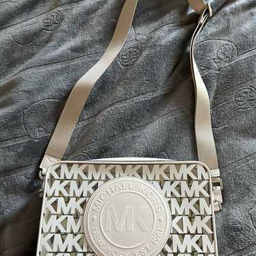 Michael kors purse - image 1