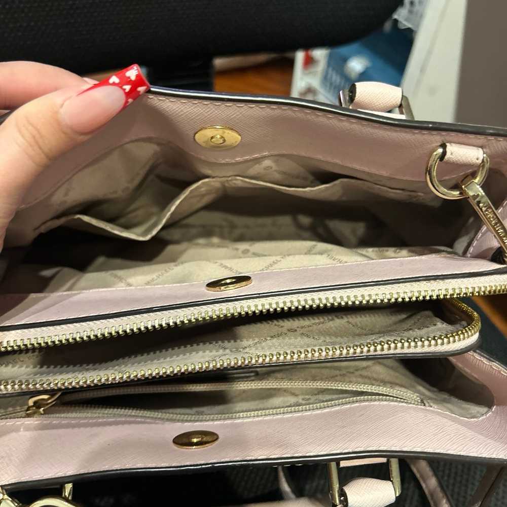 Michael Kors Purse - image 6