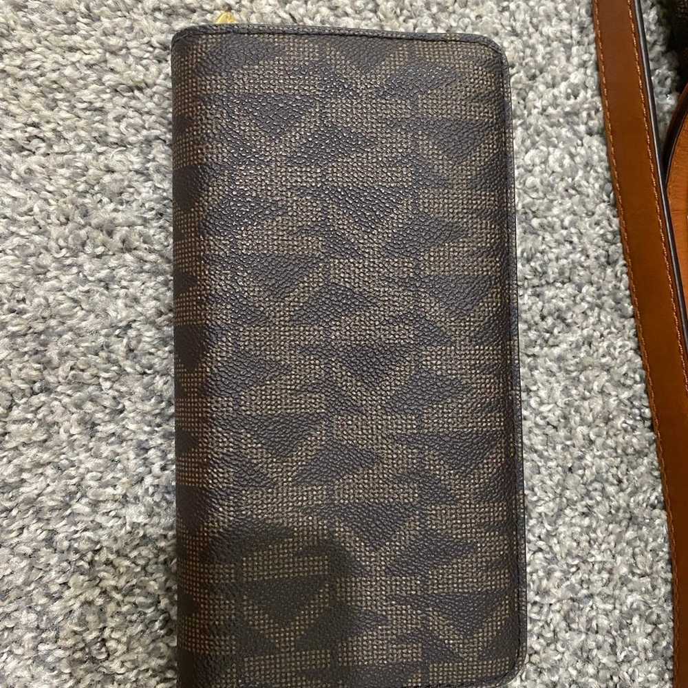 Michael Kors Purse & Wallet - image 7