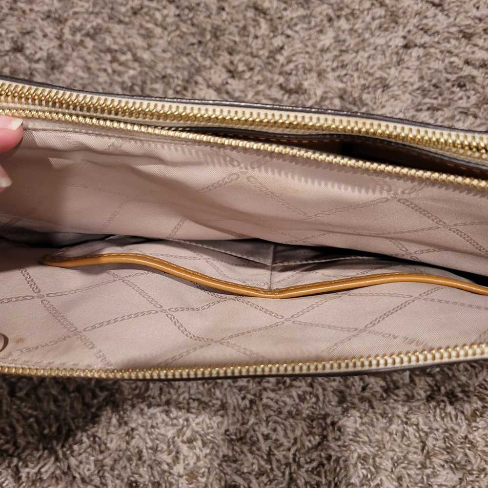 Michael Kors purse - image 3