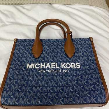 Michael kors purse - image 1