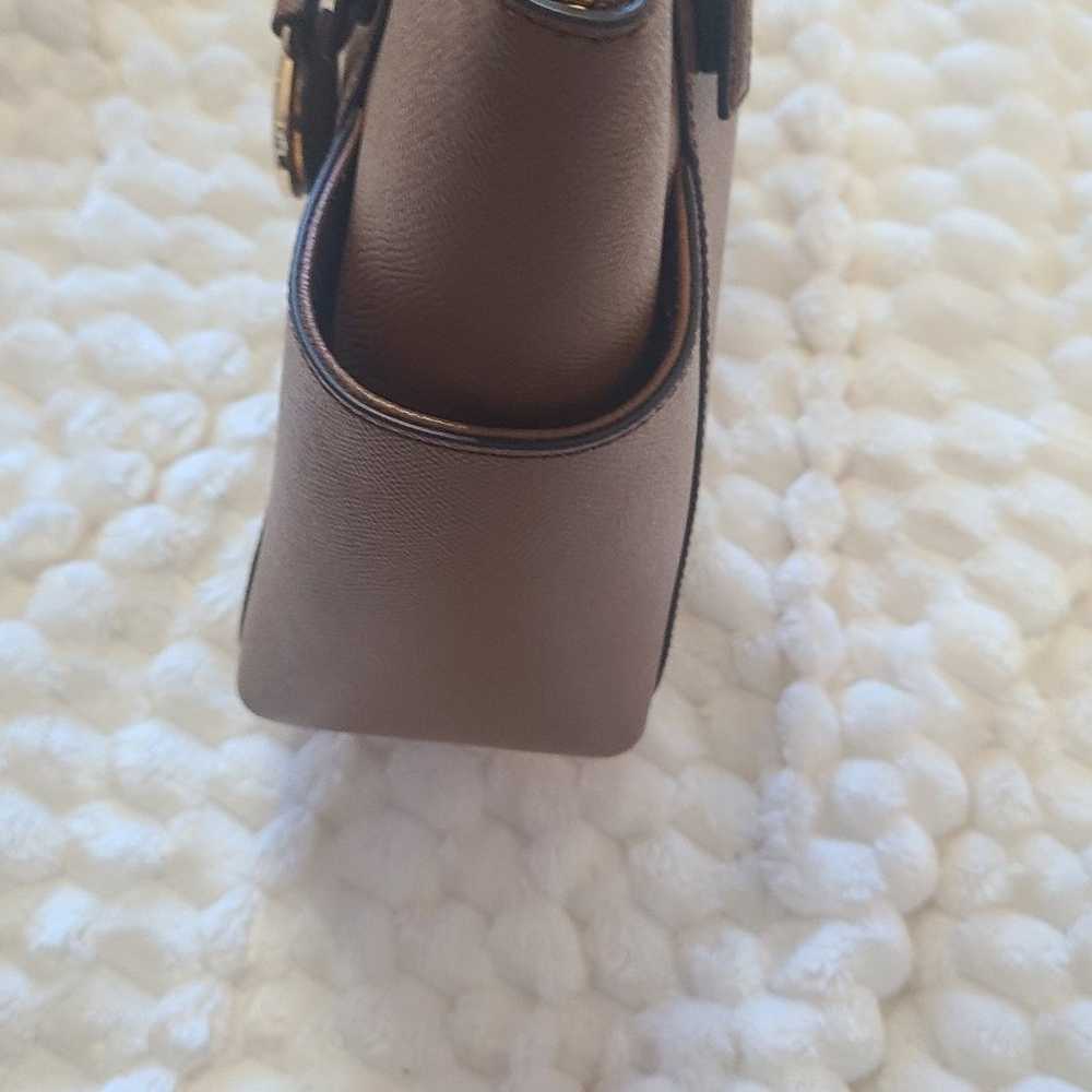 Michael Kors purse - image 11