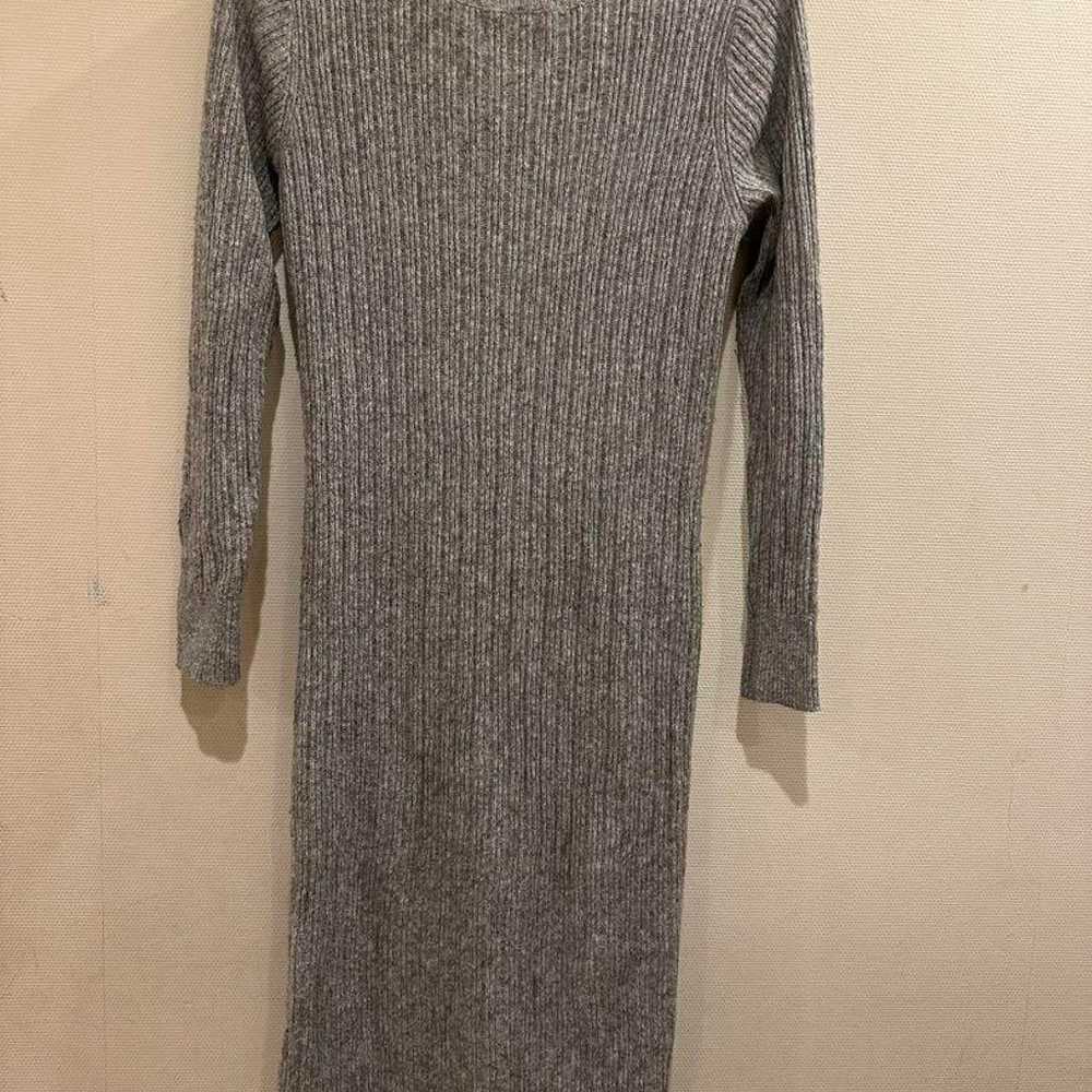 Gray ribbed knit long-sleeve dress - image 2