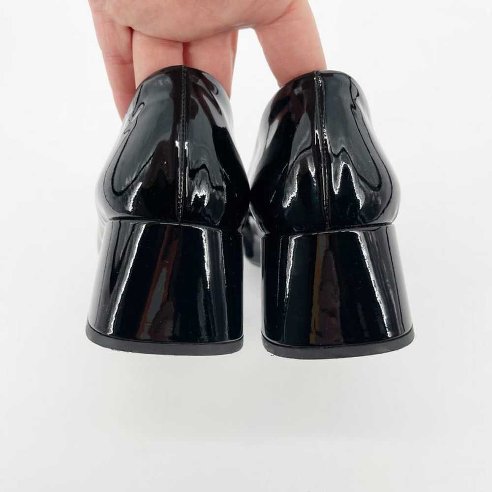 Prada Mary Jane patent leather heels - image 7
