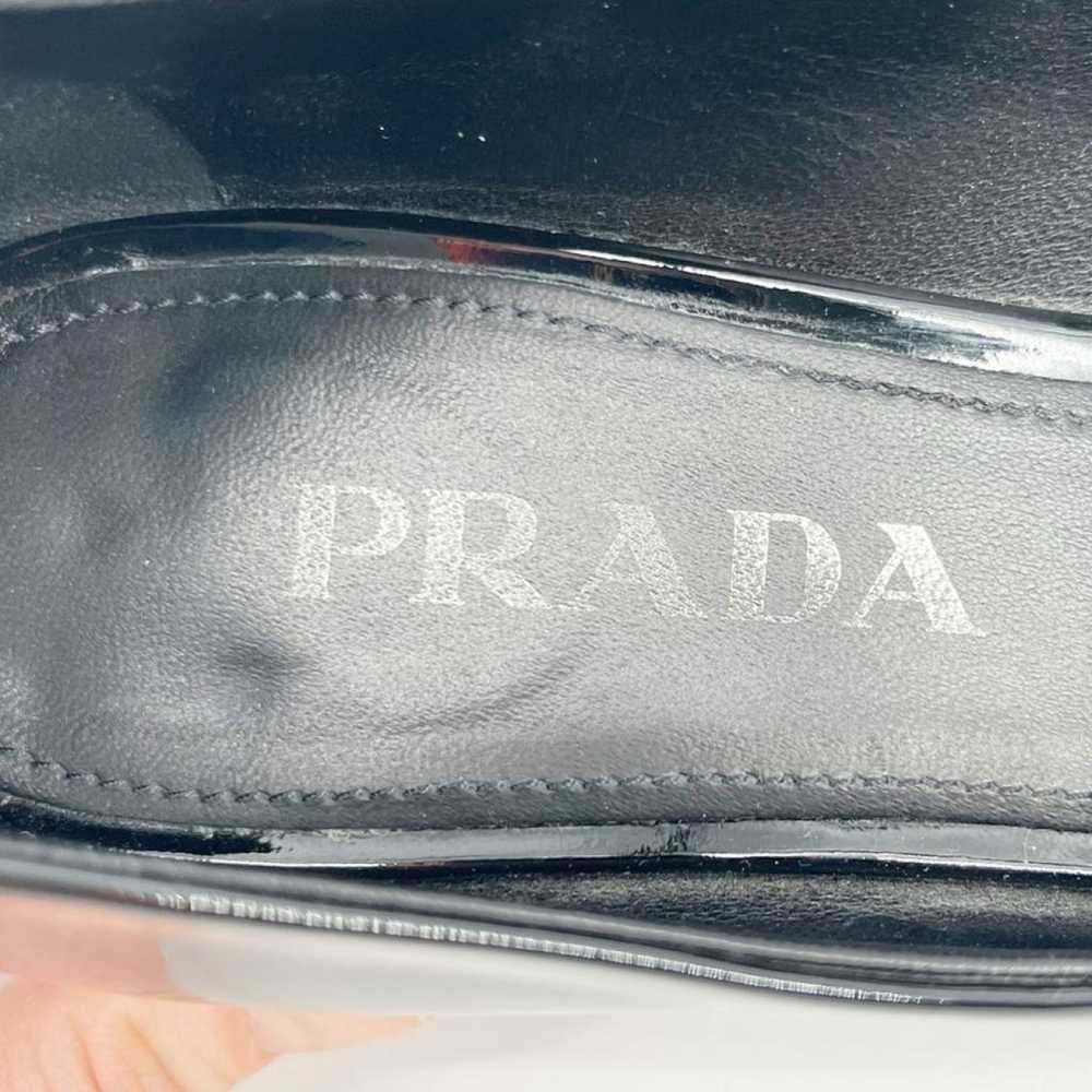 Prada Mary Jane patent leather heels - image 9