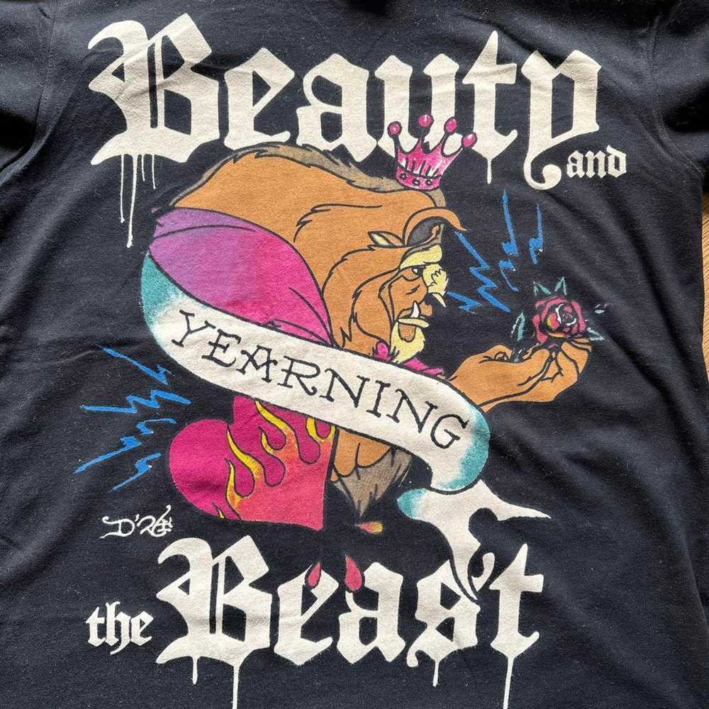 D24 Ed Hardy Beauty and the Beast T-shirt - image 5