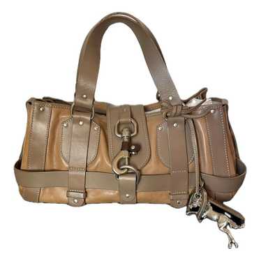Chloe kerala - Gem Chloe kerala - Gem
