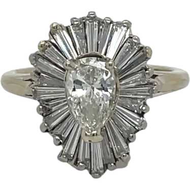 18k White Gold Diamond Ring