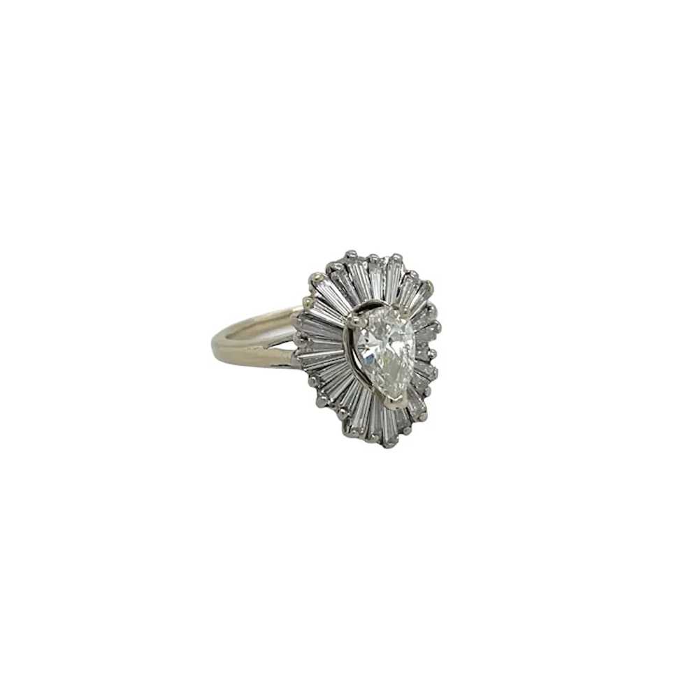 18k White Gold Diamond Ring - image 4