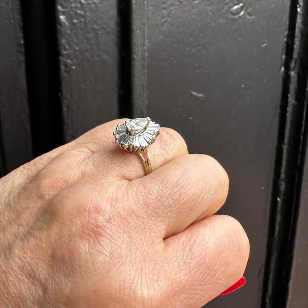 18k White Gold Diamond Ring - image 5