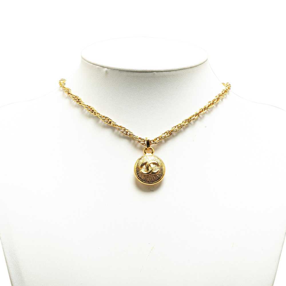 Chanel Gold Gold Plated CC Round Pendant Necklace - image 4