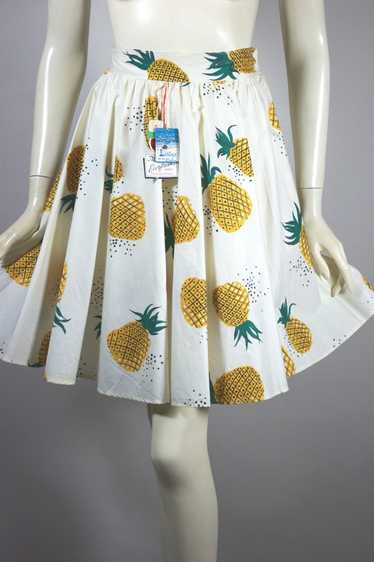 Pineapples novelty print 1950s circle skirt deadst