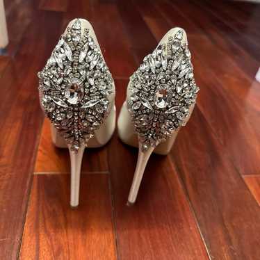 Badgley Mischka heels