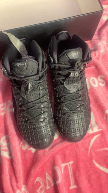 Nike Lebron XII 12 EXT Rubber City Black