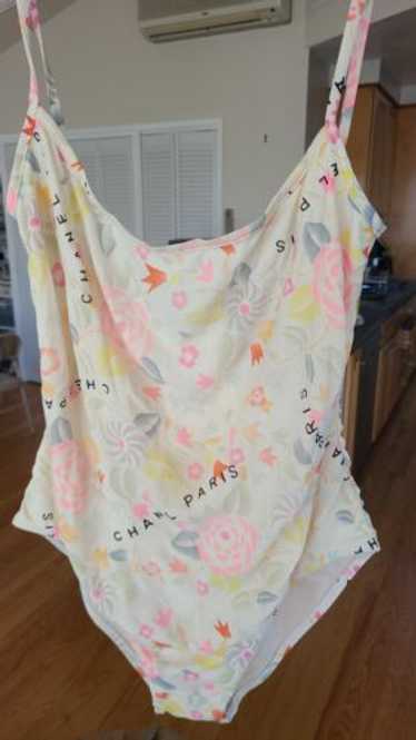 CHANEL ビキニ Chanel Coco Beach 24M Swimsuit Stretch Jersey 1 Piece 36 NWT