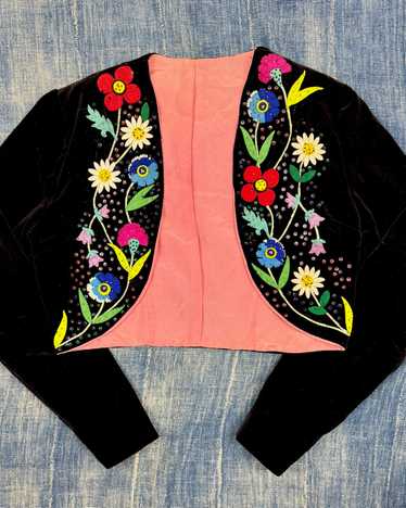 Blooming Heart Velvet Applique Bolero