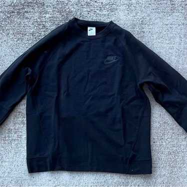 Nike sweatshirt, size M