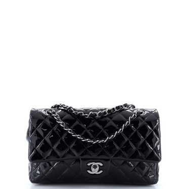 Chanel Timeless/Classique patent leather handbag