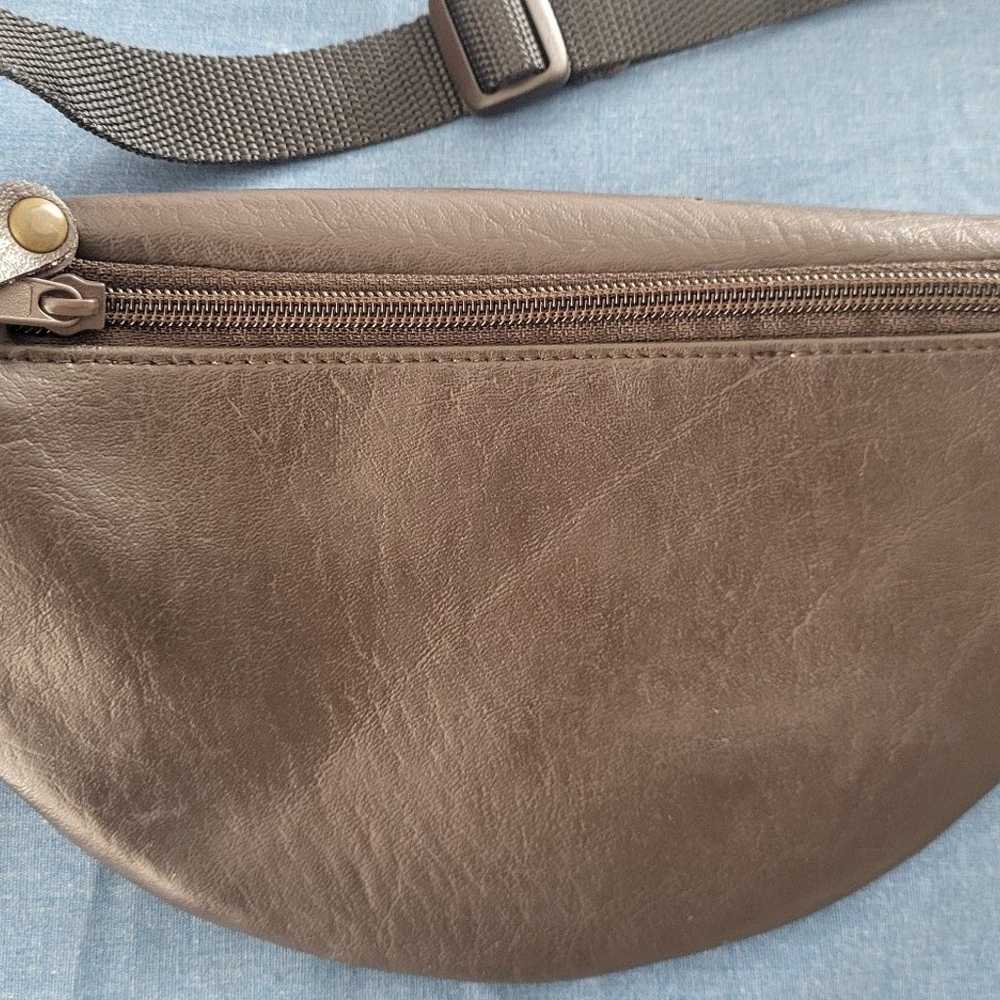 Vintage Winnie the pooh fanny pack - image 4