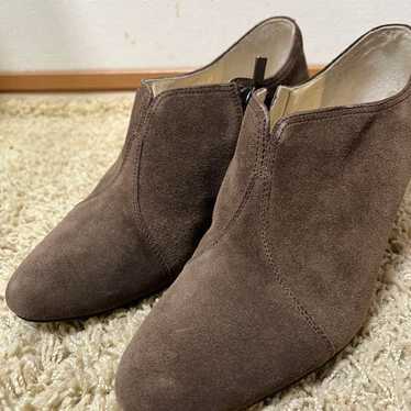 REGAL Suede Brown Booties